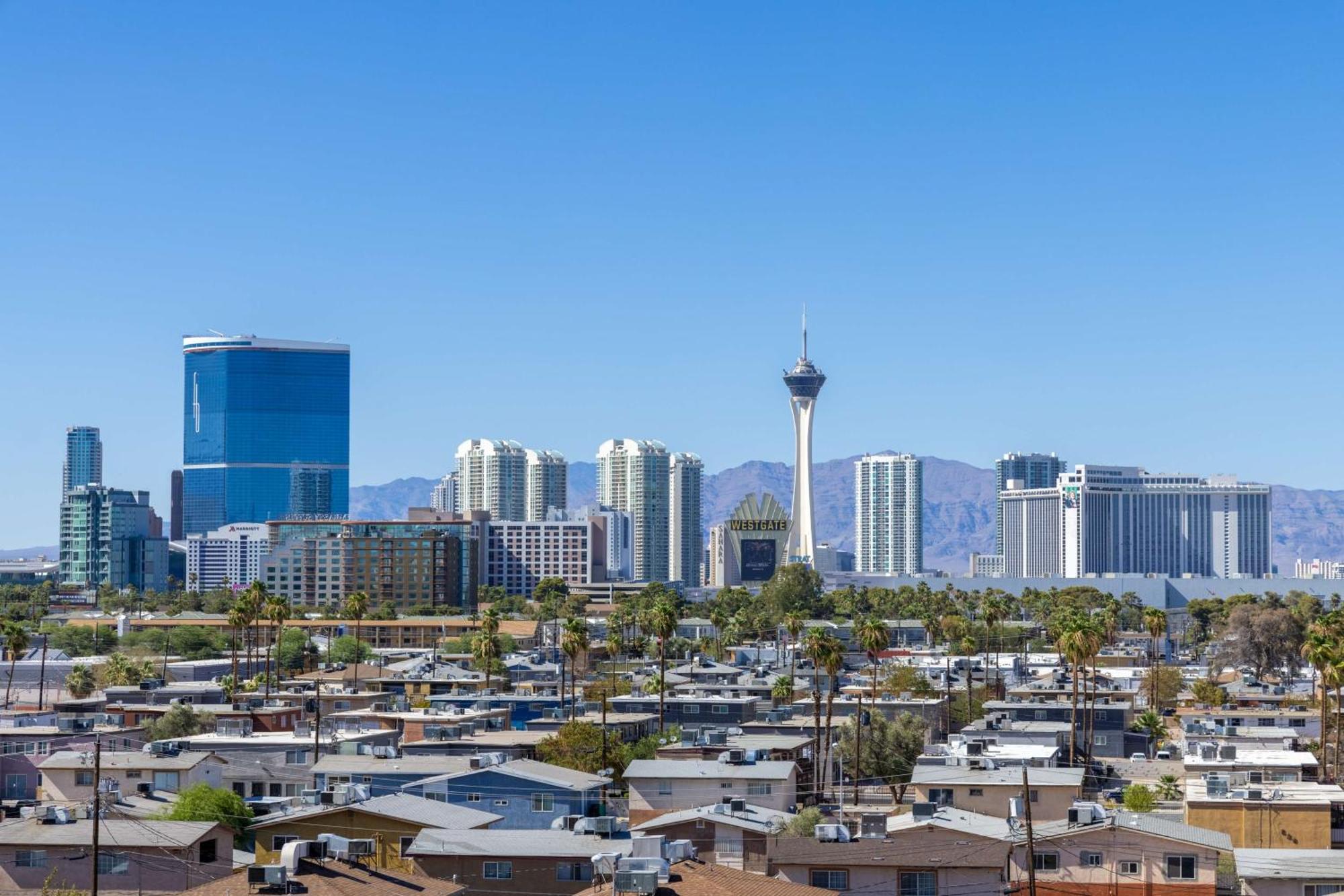 Doubletree By Hilton Las Vegas East Flamingo Экстерьер фото