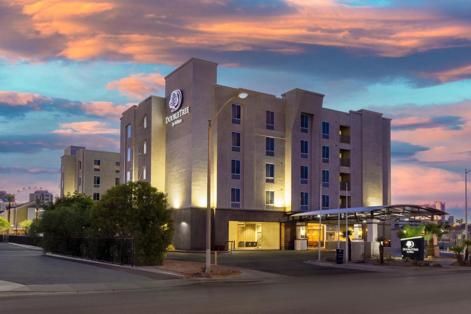 Doubletree By Hilton Las Vegas East Flamingo Экстерьер фото