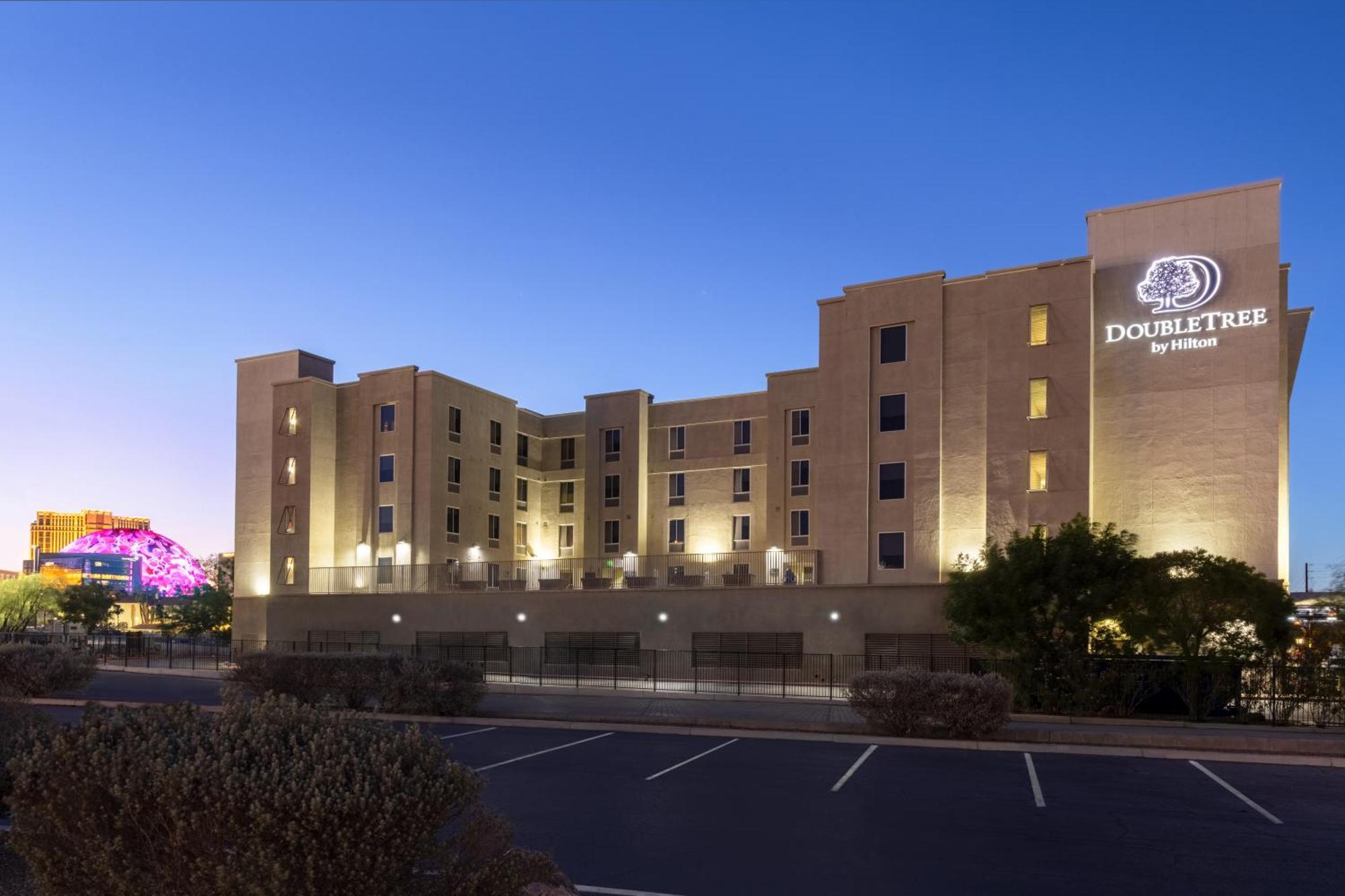 Doubletree By Hilton Las Vegas East Flamingo Экстерьер фото