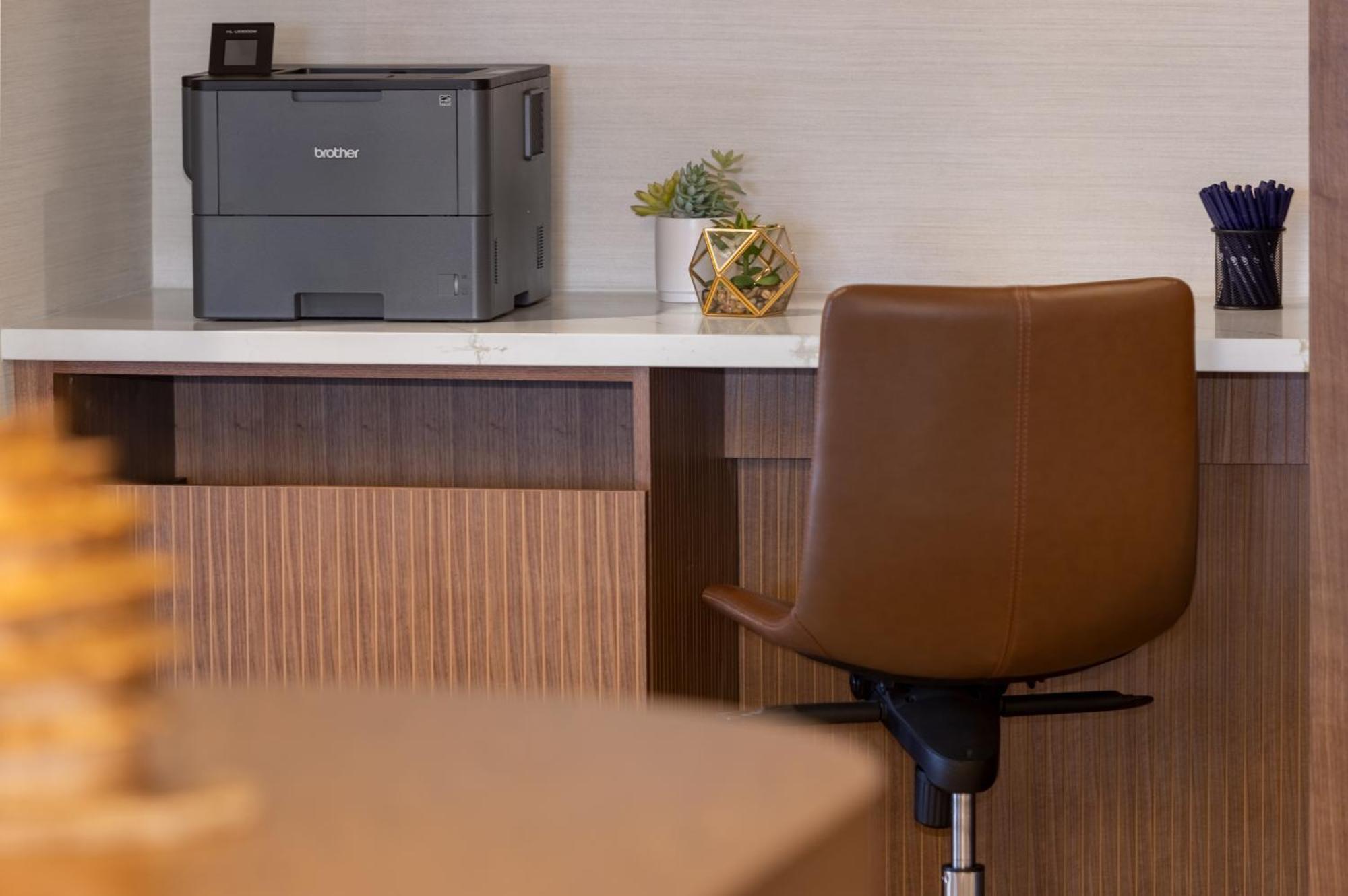 Doubletree By Hilton Las Vegas East Flamingo Экстерьер фото
