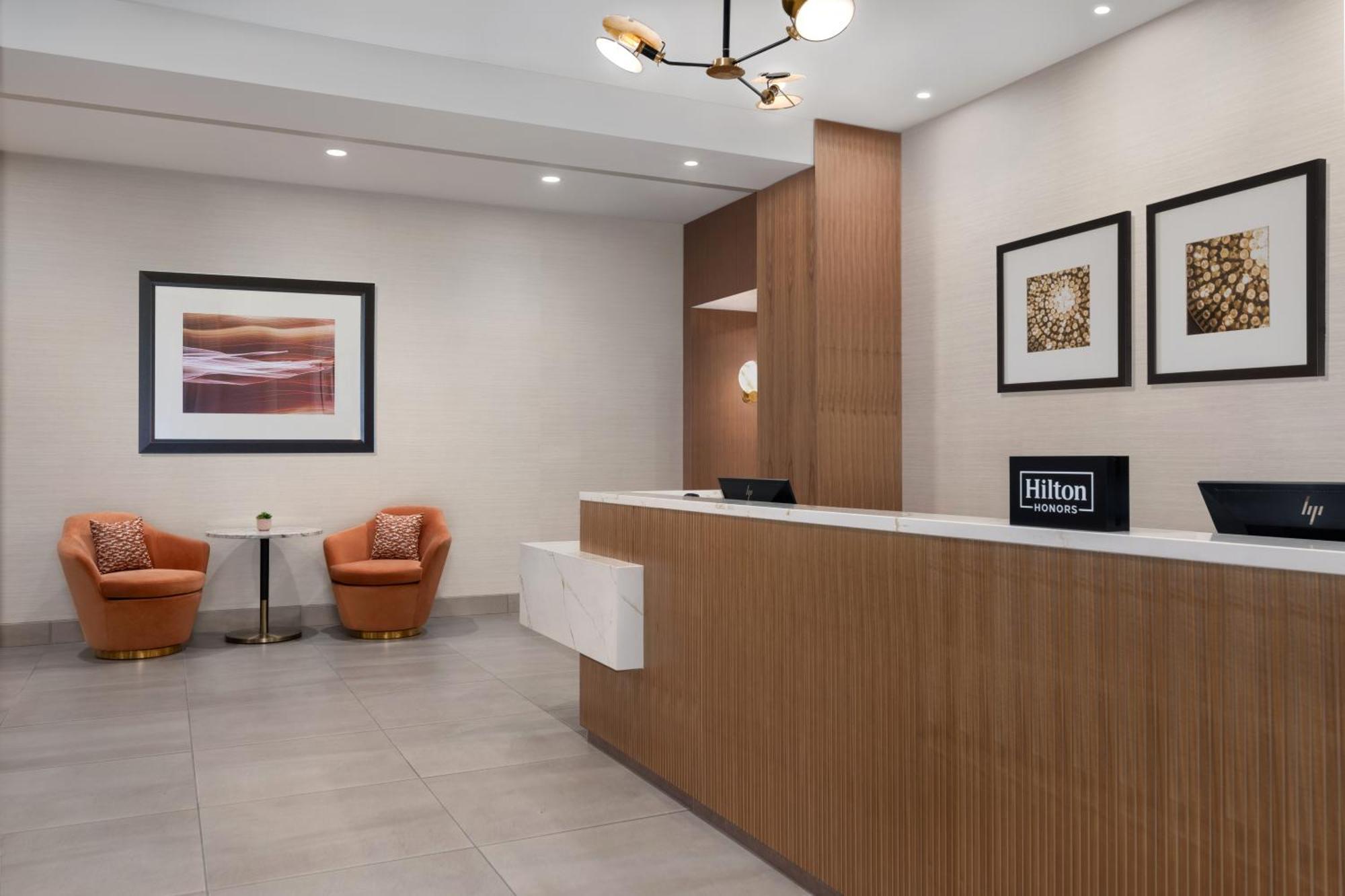 Doubletree By Hilton Las Vegas East Flamingo Экстерьер фото