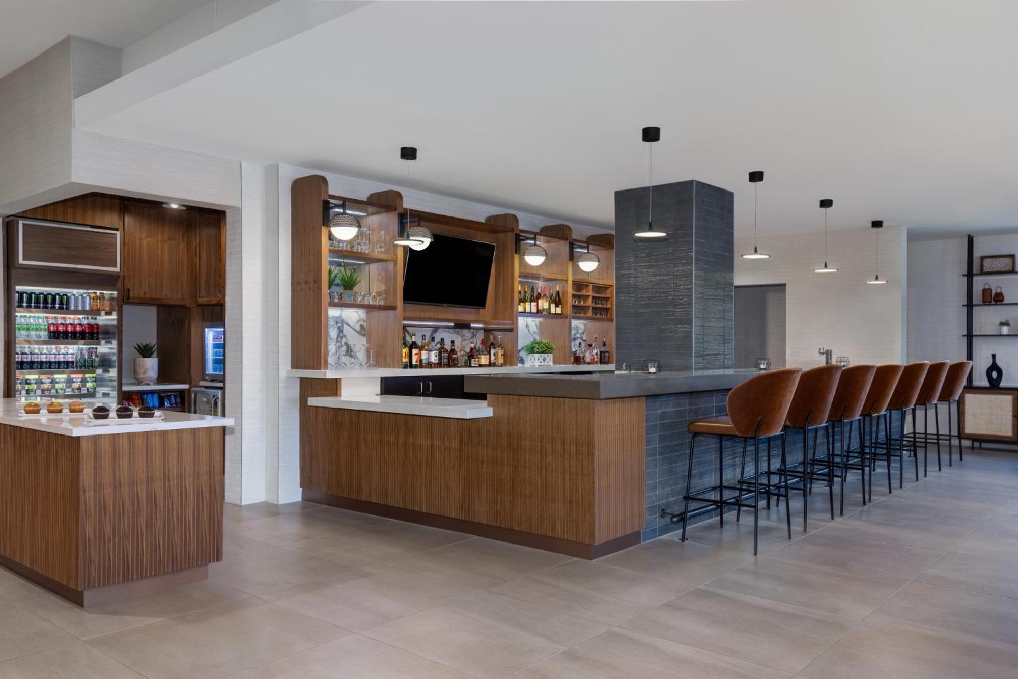 Doubletree By Hilton Las Vegas East Flamingo Экстерьер фото