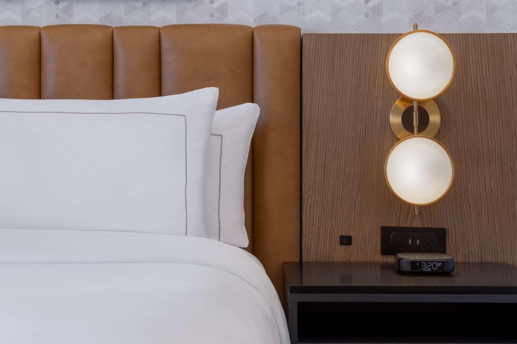 Doubletree By Hilton Las Vegas East Flamingo Экстерьер фото