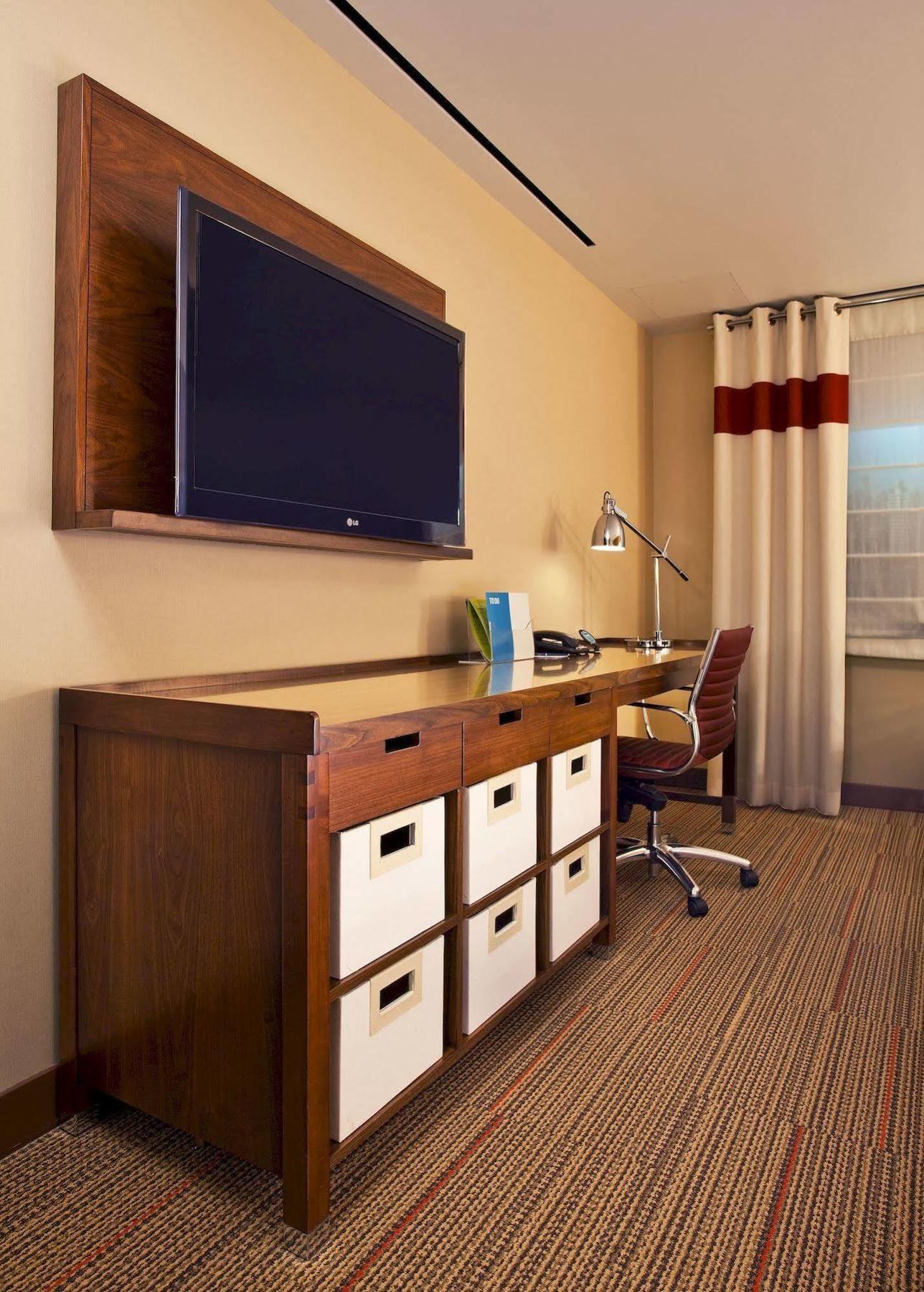 Doubletree By Hilton Las Vegas East Flamingo Экстерьер фото